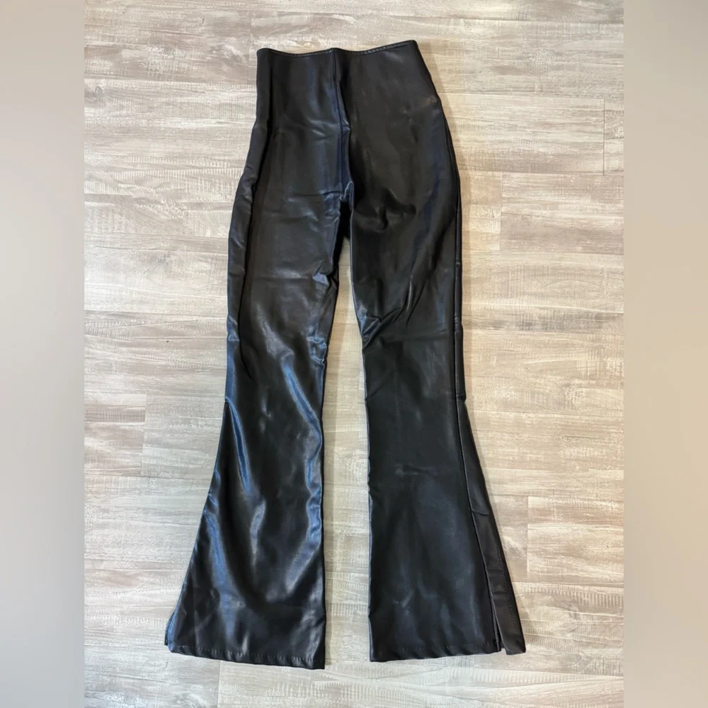 Abercrombie & Fitch Vegan Leather Pants - Black - Picture 2 of 4